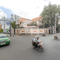 Bán Biệt Thự Góc 2 MT Đường Nguyễn Văn Trỗi Quận Phú Nhuận.Giá 300 Tỷ