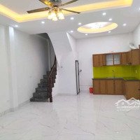 Cho Thuê Nhà Mới 35M2 - 4 Ngủ - Ngõ 18 Định Công Thượng - 15 Triệu/Tháng