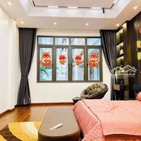 Phố Vip! Dịch Vọng Hậu - Gần Ô Tô - Nhà Mới - Sang Xịn Mịn - 50M2*4T