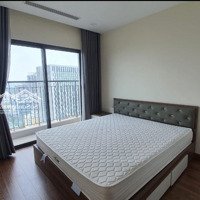 Hot Golden Park Cầu Giấy 96M2 2 + 1 Phòng Ngủđủ Đồ Đẹp Chỉ 17. 5 Triệu/Th Vào Luôn