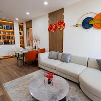 Bán căn hộ 2 phòng ngủ, tầng 28 view sông Hàn, trung tâm TP Đà Nẵng, cách biển Mỹ Khê 300m