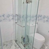 Căn Hộ 65M2 2 Phòng Ngủcó 2 Máy Lạnh 1 Máy Giặt Có Thể Vô Ở Liền