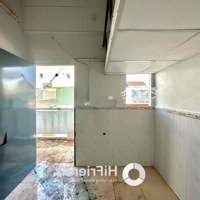 Cho Thuê Căn Hộ Có Bảo Vệ_Máy Lạnh_Toilet Riêng_Đối Diện Đh Bách Khoa