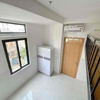 Duplex Cửa Sổ Thoáng - Nguyễn Gia Trí - Giá 5, 5 Triệu