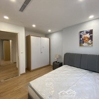 Đang Trống Hà Nội Paragon Cầu Giấy 145M2 3 Phòng Ngủ17 Triệu/Th Full Nội Thất Đẹp