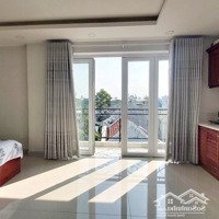 Căn Hộ Ban Công 40M2 Full Nội Thất Gần Công Viên Lê Thị Riêng