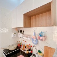 Cần Nhượng Phòng Chdv 28M2 Ban Công Rộng Full Nội Thất Quận 6