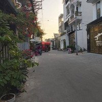 Hiếm, Nhà Mặt Tiền, Đường Số 6, Kế Vạn Phúc City, Hiệp Bình Phước, Thủ Đức 65M2X 3T