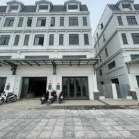 Tôi Cần Bán Gấp Shophouse Lakeview City Novaland Mặt Đường Song Hành 30M 5X20 20 Tỷ Liên Hệ: 0965645556