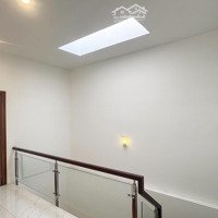 Bán Nhà Mới Phù Hợp Ở Và Cho Thuê Kinh Doanh. 88M2