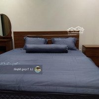 Chính Chủ Cần Bán Gấp Căn 1 Phòng Ngủroyal City Full Nội Thất Giá Bán 3,5 Tỷ Liên Hệ: 0796283688