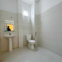 Chdv Đường 3 Tháng 2 - 35M2 - Gần Nguyễn Tri Phương - 6, 2 Triệu