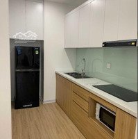 Cho Thuê 2 Phòng Ngủtòa C5 Vinhomes D''capitale Trần Duy Hưng, Full Đồ, View Hồ, Rất Mát Mẻ, Giá Chỉ 18. 5 Triệu