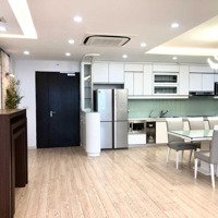 Cho Thuê Căn Hộ 2 Ngủ Tại Mandarin 130 M2 Đủ Nội Thất Sang Trọng Giá Chỉ Từ 21 Tr . Liên Hệ: 0977.858,974