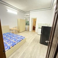 Studio 30M2 Gần Sát Nguyễn Gia Trí