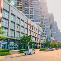 The Sun Avenue Cho Thuê Văn Phòng 102M2 Có Sẵn Bàn Ghế Chỉ 25 Triệu/Tháng