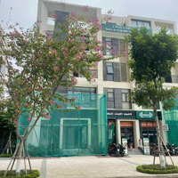 Chính Chủ Cần Cho Thuê Lâu Dài Shophouse Starlake-Tây Hồ Tây Mặt Đường Nguyễn Văn Huyên