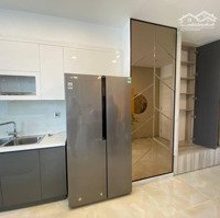 Chuyển Nhượng 2 Phòng Ngủ86M2 Vinhomes Golden River Quận 1 - Nội Thất Sang Trọng Mới 90%