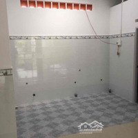 Nhà Trống Suốt 5X20M Mặt Tiền Lộ Lớn Kdc Hưng Phú 1