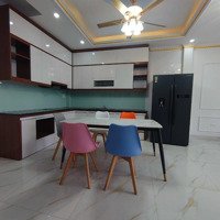 Chính Chủ Nhờ Nhà Hàng Bè Mậu Lương 50M2
6 Tầng Thang Máy Mặt Tiền 6.06M , Đường 25M