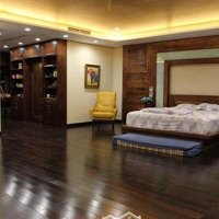 Chính Chủ Cần Bán Biệt Thự Cầu Giấydiện Tích180M2 Xây 5 Tầng Đẹp Lô Góc Có Thang Máy Giá Bán 39,9 Tỷ