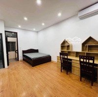 Thời Điểm Vàng Mua Nhà - Chủ Bán Nhà Đẹp Ngay Phố Nguyễn Văn Cừ Long Biêndiện Tích43M2 4 Tầng Nhỉnh 5Tỷ