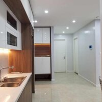 Chính chủ cần bán căn hộ cao cấp 2PN, ~76m2, 2 nhà vệ sinh, Vinhomes D''capitale - 119 Trần Duy Hưng. LH xem mua nhà sđt 0344529391