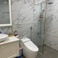 Bán Căn Hộ Xigrand Court, Quận 10.Diện Tích70M2 2 Phòng Ngủ 2 Vệ Sinh Giá Bán 4 Tỷ 2. Liên Hệ: 0934 144 525 Hương