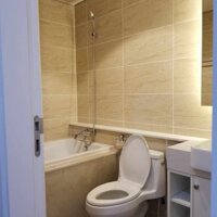 Chính chủ cần bán căn hộ cao cấp 2PN, ~76m2, 2 nhà vệ sinh, Vinhomes D''capitale - 119 Trần Duy Hưng. LH xem mua nhà sđt 0344529391