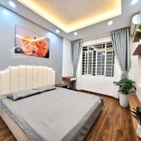 Chính Chủ Chung Cư A2 Phố Hào Nam - Cát Linh, 30M2- 55M²- Oto Đỗ