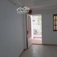 Nhà Nguyên Căn Tô Hiến Thànhhẽm Xe Hơi4,5X16M Trệt 1 Lầu 2 Phòng Ngủ 2 Vệ Sinh- 18, 5 Triệucó Thương Lượng- 0339668168 Xem Nhà Ngay