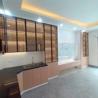 Bán Nhà Cổ Linh - Long Biên 80M X 5 Tầng 9.9 Tỷ Thang Máy - Ô Tô Vào Nhà Thang Máy - Kinh Doanh