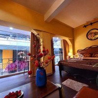 Cần Cho Thuê Homestay Phố Tạ Hiện:diện Tích30M2- View Phố Đẹp: Liên Hệ: 0902212399( Ảnh Thật)