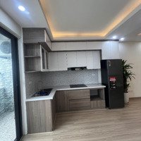 Cần Bán Căn Hộ 3 Ngủ 2 Vệ Sinh Full Đẹp