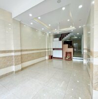 Nhà khu VIP QL13 - Hiệp Bình Phước - 4 Tầng - Chung vách Vạn Phúc City