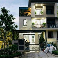 Giỏ Hàng Swanpark Tháng 2 Bán Góc Small Town House 1 Trệt 2 Lầu 6,3X17M Giá Bán 3 Tỷ 8