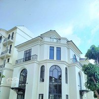 Gấp! Boutique Hoàn Thiện Full Nt Sang, Rẻ Nhất Vinhomes Q9, Chính Chủ Gửi Bán 34 Tỷ Bao Phí Cn