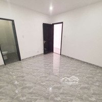 Phòng 18M² Có Wc Riêng Tại Kdc Phong Phú 4