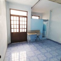 Cho Thuê Phòng Trọ 12M2 Đường Huỳnh Tấn Phát Giá Bán 2,5 Triệu