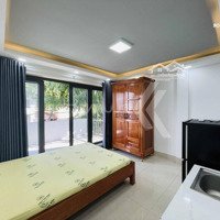 Phòng Balcony Đủ Nội Thất, Chỉ Tính Điện Nước. Gần Lotte Mart, Phú Mỹ Hưng