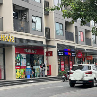 Cho Thuê Shophouse 2 Tầng Có Thang Máy