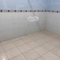 Cho Thuê Nhà Nguyen Căn 2 P Ngủ San Rộng Rãi 1 Bếp Tolet