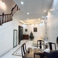 Chính Chủ Bán Nhà - Đội Cấn - Ô Tô Cách 10M - Cách Phố 50M,Diện Tích46M2 - 3 Tầng,.Mặt Tiền9M - 6.5 Tỷ