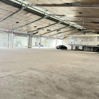 Kho/Xưởng 2500M2, Pccc Gần Ngã Tư Bình Phước, Thủ Đức. Giá: 150 Tr/Th