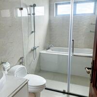 Cho thuê căn góc 4PN, DT 167m2, chung cư Vinhomes Nguyễn Chí Thanh - LH 0987391311