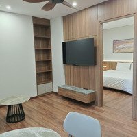 Cho Thuê Căn Hộ Airbnb Khu Vực Long Biên Căn 2 Ngủ 1 Ngủ Full Đồ Giá 10 Tr/Th, Liên Hệ 0829911592