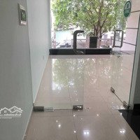 Cho Thuê Văn Phòng 75M2 Tầng Trệt Kdc Him Lam Q. 7. Giá 15 Triệu/Th. Liên Hệ: 0984 159 699