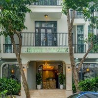 Ngộp Giảm 30 Tỷ Hotel(14X20M)Mặt Tiềnsông Nhuệ,Khu Sân Bay Tsn,P2,Tân Bình