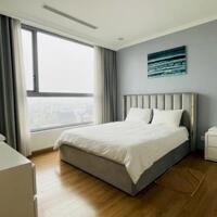 Cho thuê căn hộ chung cư Vinhomes Nguyễn Chí Thanh, 137m2, 3 ngủ siêu rộng, nội thất nhập khẩu