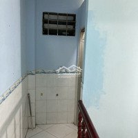 Nhà Nguyên Căn 1 Trệt 2 Lầu 2 Phòng Ngủ2Toilet Q10